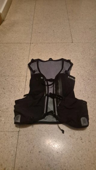 Mochila Chaleco KIPRUN Bag 900 10L Trail Running