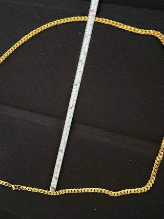 Collar Cadena Barbada Cubano Plano Dorado.
