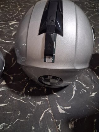 Dos casco de moto muy vien cuidado
