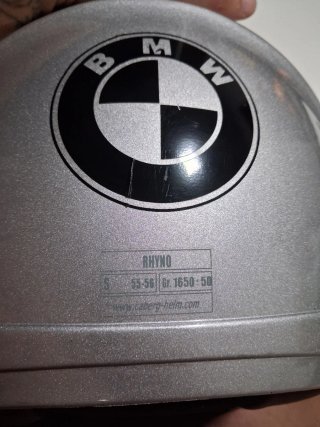 Dos casco de moto muy vien cuidado