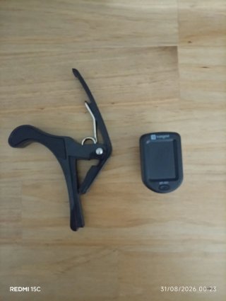 Guitarra Semiacústica Negra