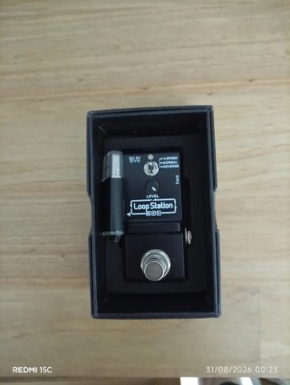 Guitarra Semiacústica Negra