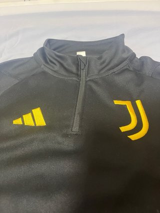Sudadera Juventus Adidas Negra y Amarilla
