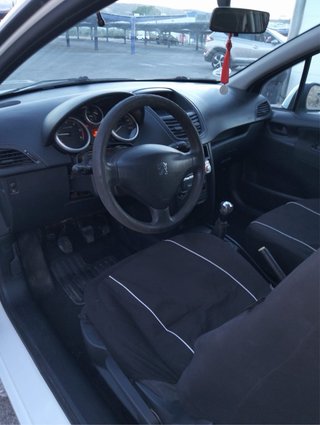 Peugeot 207 2007