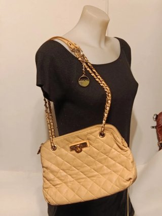 Bolso DKNY Beige Acolchado Cadena Dorada