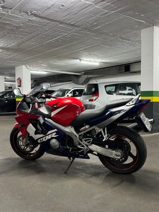 Honda CBR 600 F4i 2002