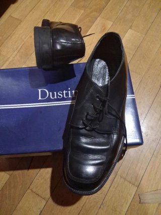 Zapatos de vestir de cuero negros