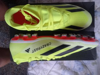 Vendo botas de fútbol