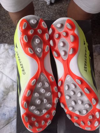 Vendo botas de fútbol