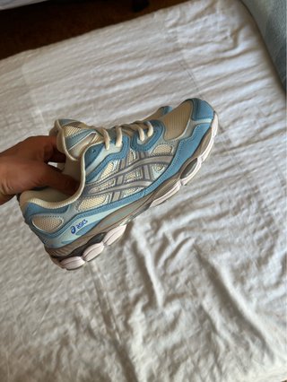 Zapatillas Asics Gel Beige y Azul