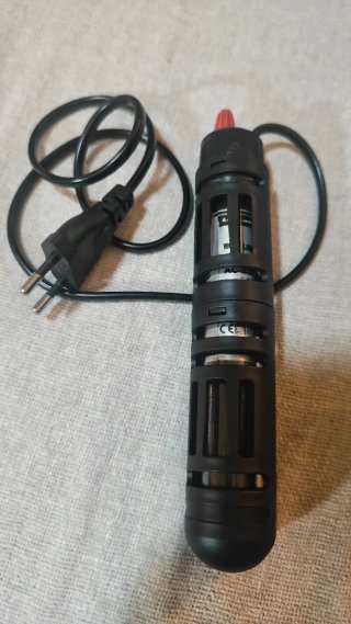 Calentador acuario Xilong 50W con protector