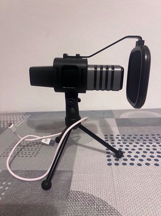 Microfono TONOR con treppiede