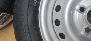 2 Llantas 13” 4x98 ET30 + Neumáticos 165/70 R13