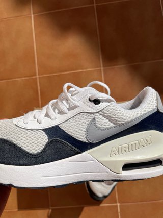 Nike Air Max Zapatillas Grises y Blancas