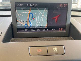 PEUGEOT 5008 1.6 THP PLATINUM, 7p · AUTOMÁTICO 155