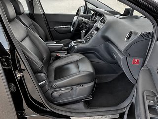 PEUGEOT 5008 1.6 THP PLATINUM, 7p · AUTOMÁTICO 155