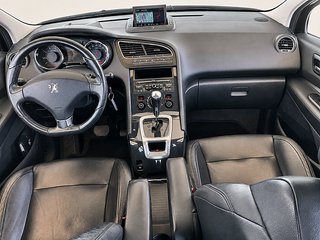 PEUGEOT 5008 1.6 THP PLATINUM, 7p · AUTOMÁTICO 155