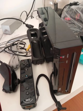 Nintendo Wii Negra con muchossss Juegos