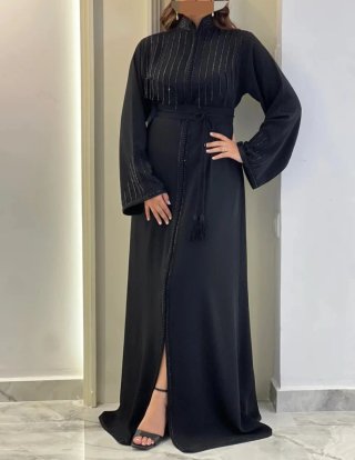 Caftán Negro Elegante con Pedrería