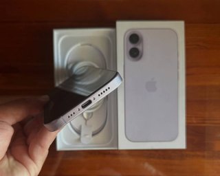 iPhone 17 Viola Apple
