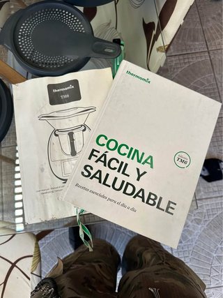 Thermomix TM6 + Accesorios + Bol