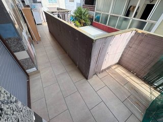 Piso amueblado con terraza de 25m2