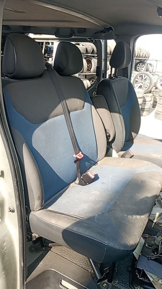 ASIENTO DELANTERO DERECHO Renault Trafic II Combi (04.2001->)