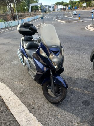 Honda Silver Wing 400 Maxi Scooter