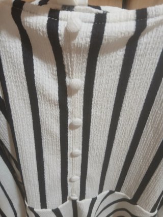 Blusa marinera rayas blancas y negras