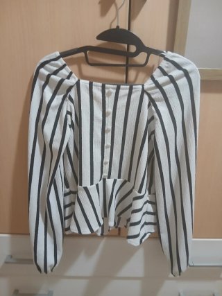 Blusa marinera rayas blancas y negras
