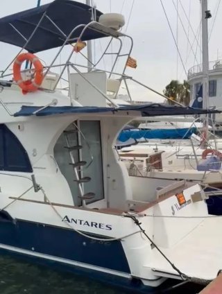 Barco Beneteau Antares 980 Fly
