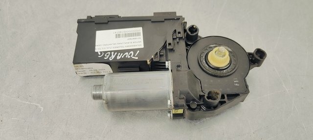 MOTOR ELEVALUNAS DELANTERO DERECHO VOLKSWAGEN TOU