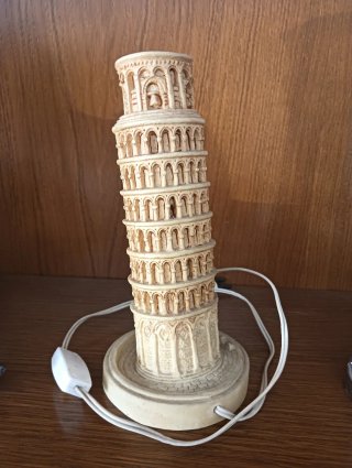 Lámpara Torre de Pisa Beige