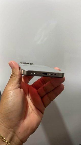 iPhone 15 Pro Max Grigio