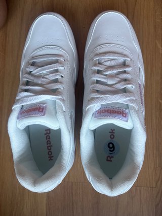 Zapatillas Reebok Blancas y Rosas