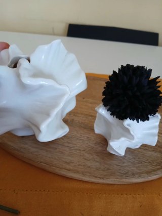 Coppia Vasi Moderni Ceramica Neri e Bianchi
