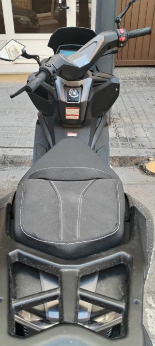 Keeway 125cc Maxi Scooter Negra