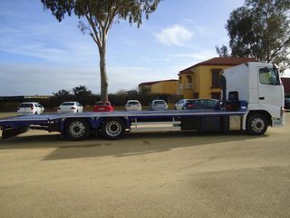 Volvo FH 13 480-CAMIONES PORTAMAQUINARIAS