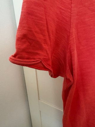 Camiseta Guess Roja Talla M