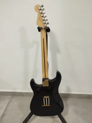 Fender Stratocaster USA Negra