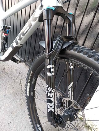 Bicicleta Trek Fuel EX8 R29 Taglia L