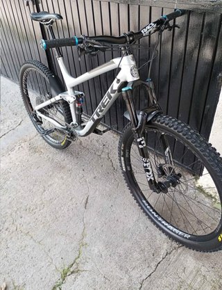 Bicicleta Trek Fuel EX8 R29 Taglia L