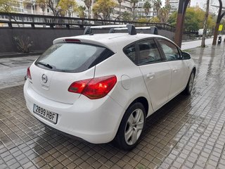 Opel Astra 1.4 Essentia