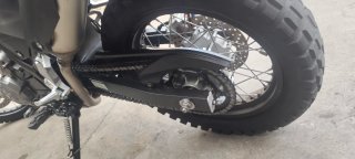 Yamaha XT660R Enduro Azul y Negra