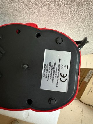 Cafetera Eléctrica iWotto 6 Tazas Roja