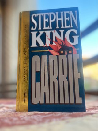 Carrie - Stephen King (Tapa Dura / Lomo Dorado)