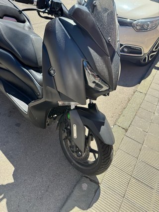 Yamaha XMAX 300 Negra