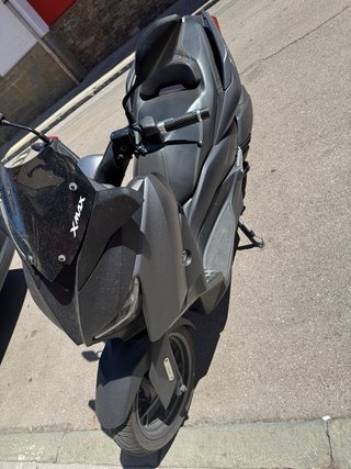 Yamaha XMAX 300 Negra