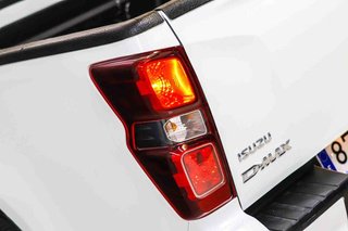 Isuzu D-Max Crew N60 BB 4x4 M/T