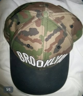 Gorra Adidas. Brooklyn.
